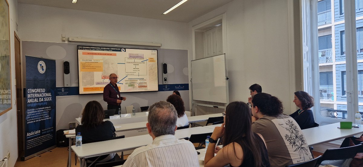 Iñaki Martín Lesende durante su ponencia en el